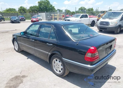 1996 Mercedes-Benz C 220 из США, поврежденный, VIN WDBHA22E5TF342743
